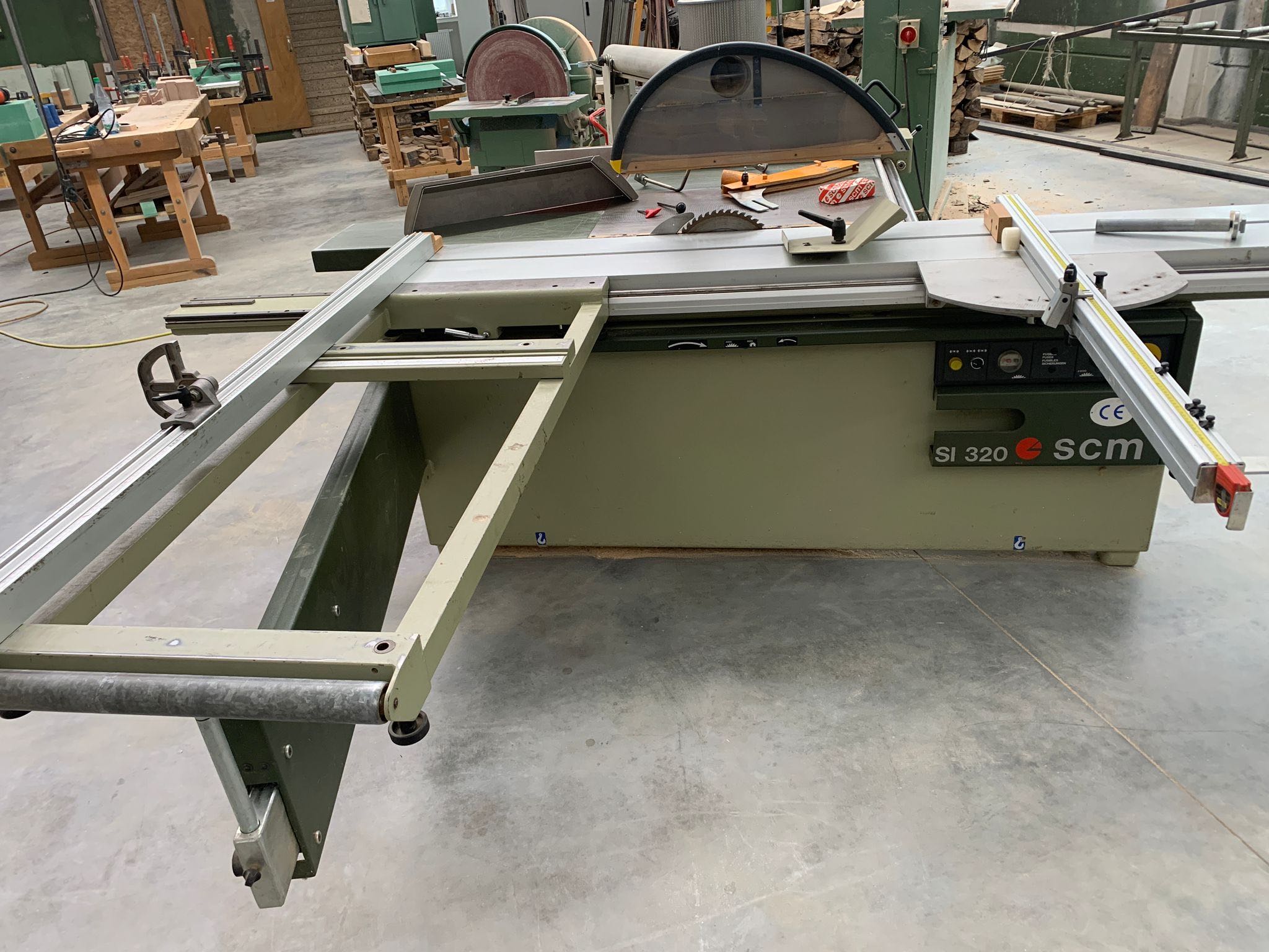 SCM Si 320 1995